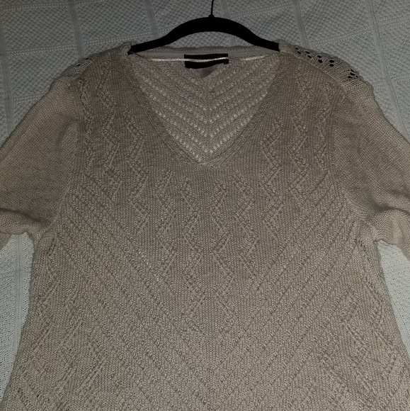 Ladies Cream Color Sweater - Picture 3 of 4